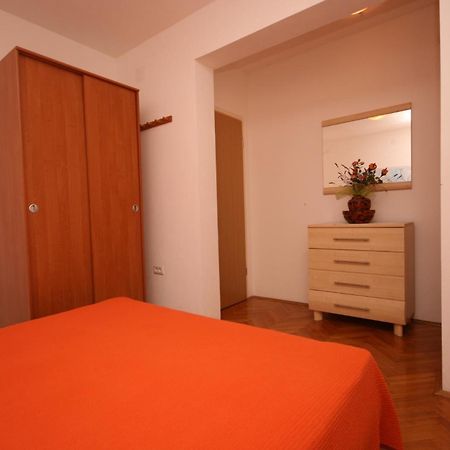 Apartments With Wifi Pula - 6987 ห้อง รูปภาพ
