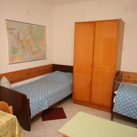 Apartments With Wifi Pula - 6987 ห้อง รูปภาพ